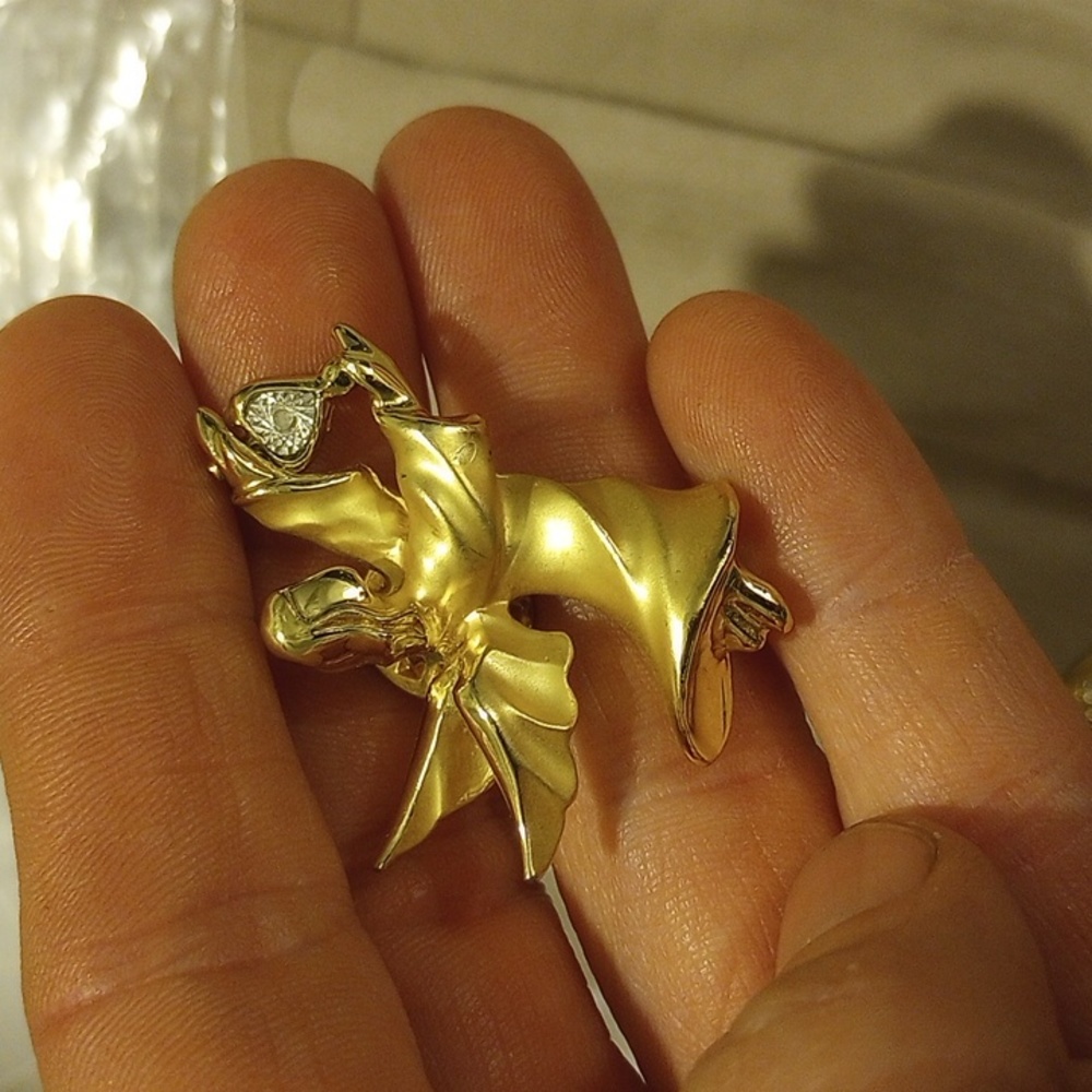 Giusti Gigi Guardian Angel Pin, Spinner, EUC